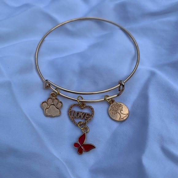 Brand New! Handmade! Adjustable Charm Bracelet - Picture 4 of 5